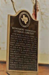 På kirkegården i Brownsboro, først kalt Normandy, ble de første norske i Texas begravet.