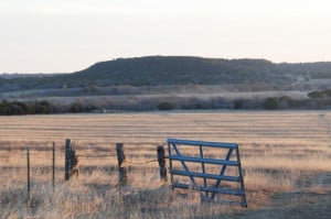 Åkrene på gården til hedmaarkingen Carl QUestad i Norse-distriktet, Bosque County, Tx.