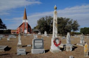 From the Cleng-Peerson-monument at the cemetary of «Our Savior’s Lutheran Church» in the Norse district, Bosque County, Texas. The monument was unveiled before Christmas 1886.